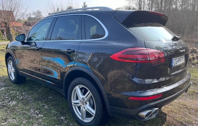 Porsche Cayenne cena 160000 przebieg: 190000, rok produkcji 2016 z Grudziądz małe 781